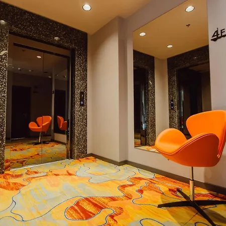 Graphic Hotel Batumi-3