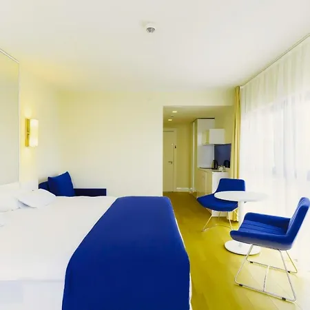 Sea View Aparthotel In Orbi City Batumi-2